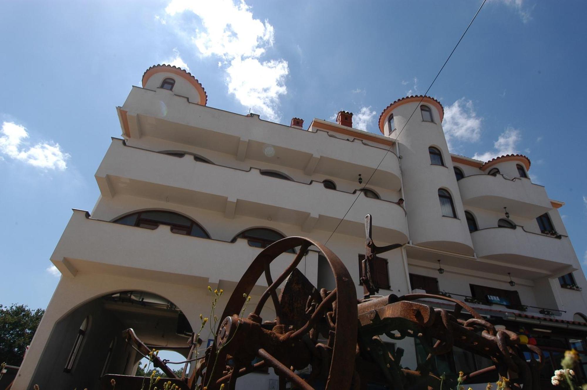 Rooms Luna Sol Krnica Εξωτερικό φωτογραφία